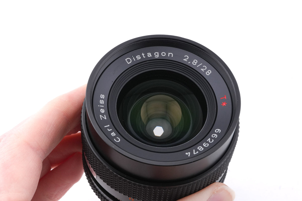 Carl Zeiss 28mm f2.8 Distagon T* (AE)