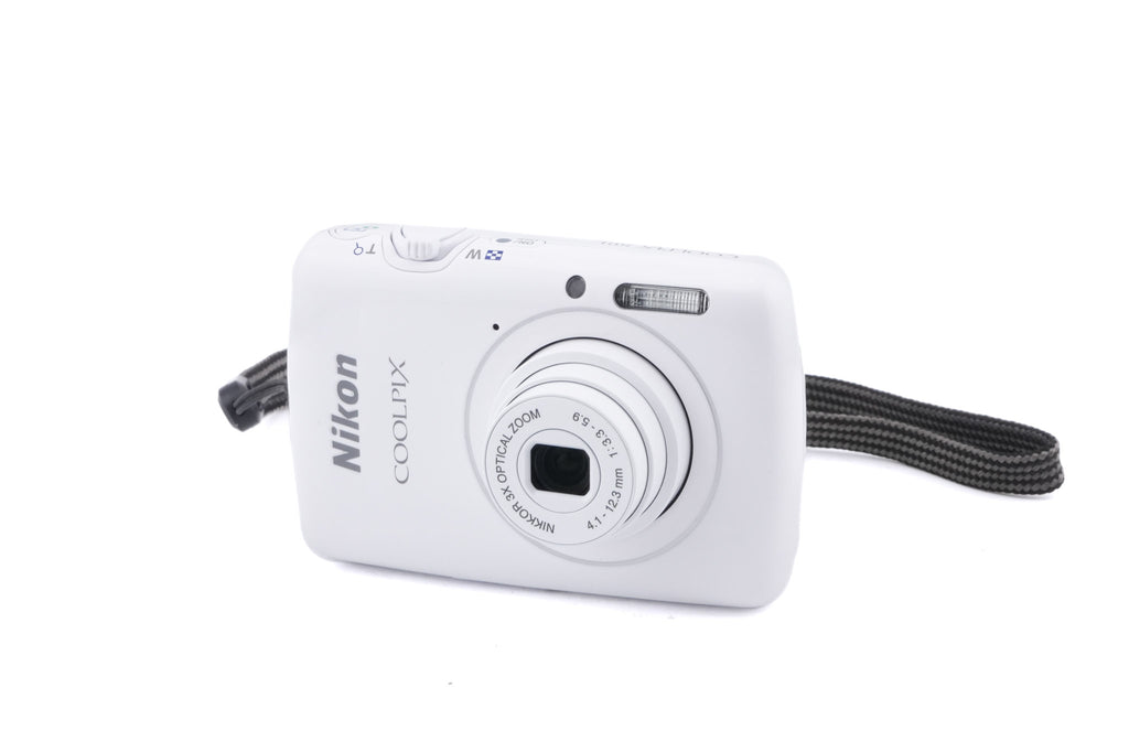 Nikon Coolpix S01