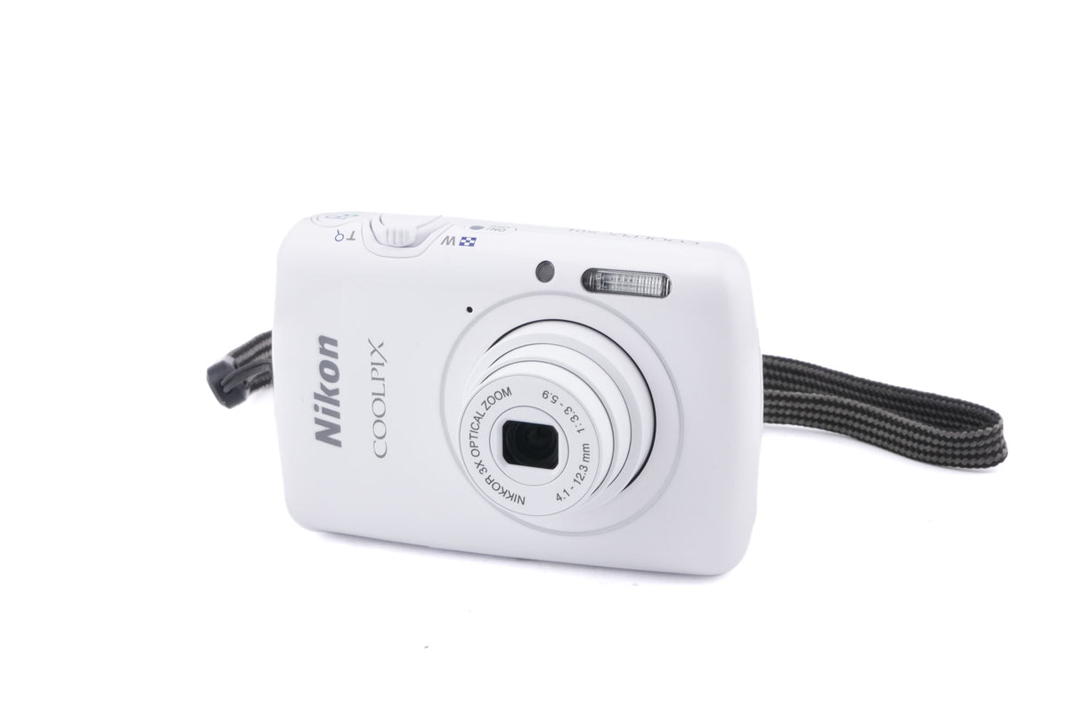 Nikon Coolpix S01