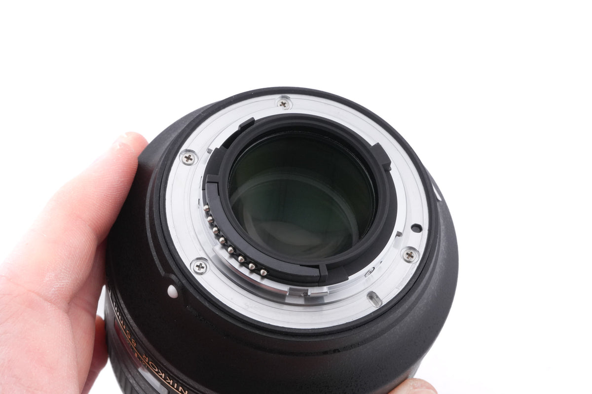 Nikon 85mm f1.8 AF-S Nikkor G