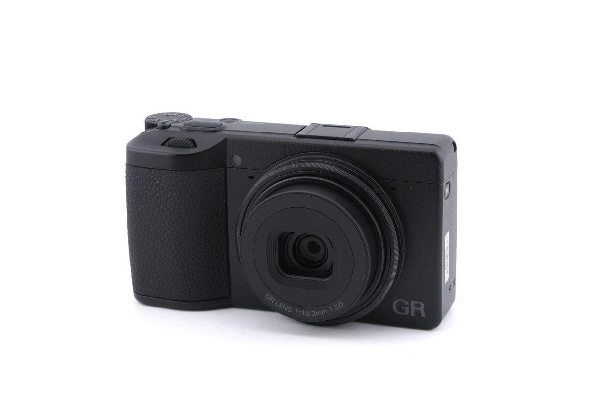 Ricoh GR IV
