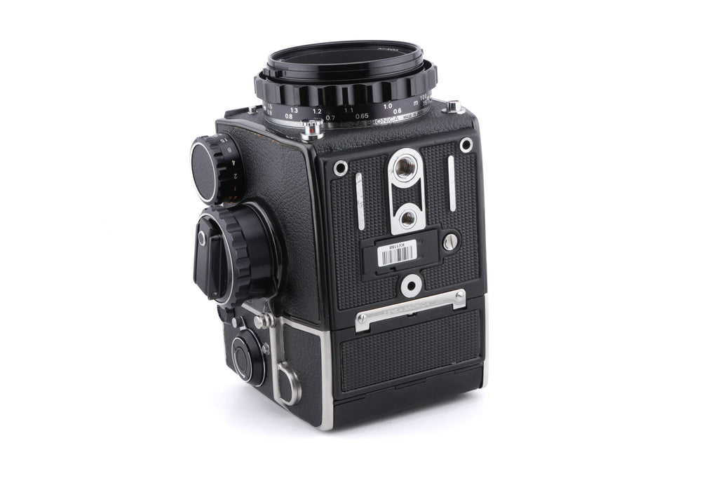 Zenza Bronica EC + 75mm f2.8 Nikkor-P.C + Focusing Unit (75mm / 100mm) + Waist Level Finder (EC) + 120/220 Roll Film Back (EC)