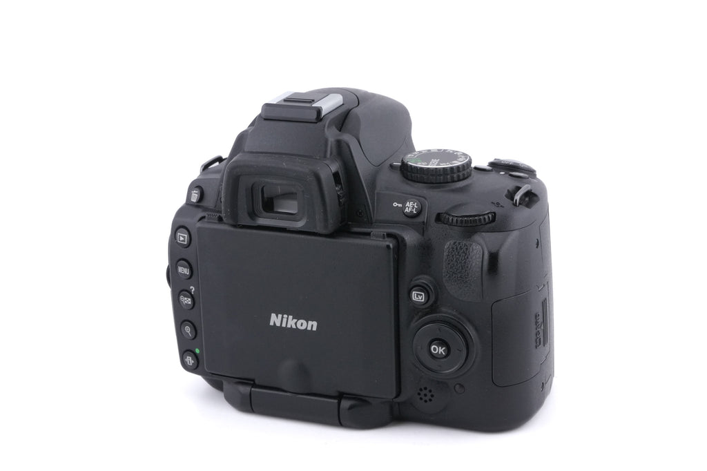 Nikon D5000