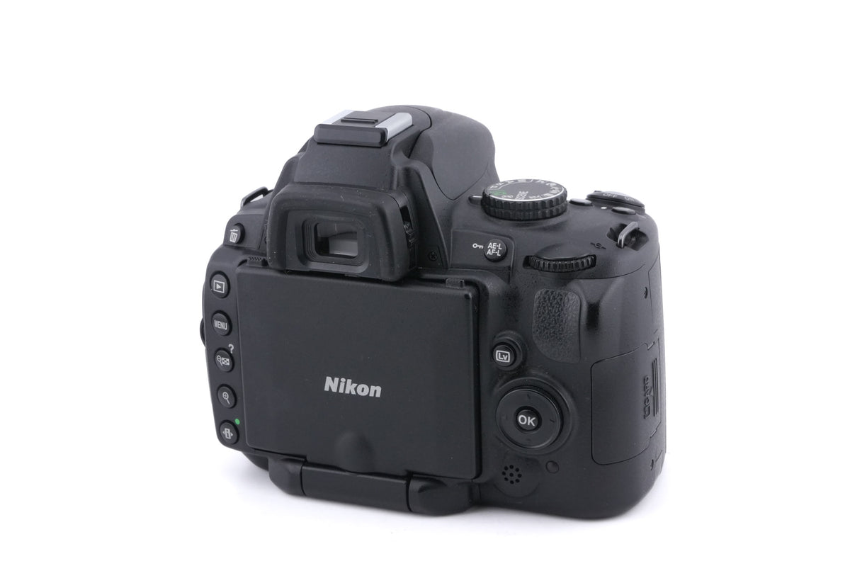 Nikon D5000