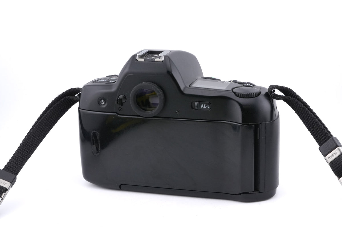 Nikon F90