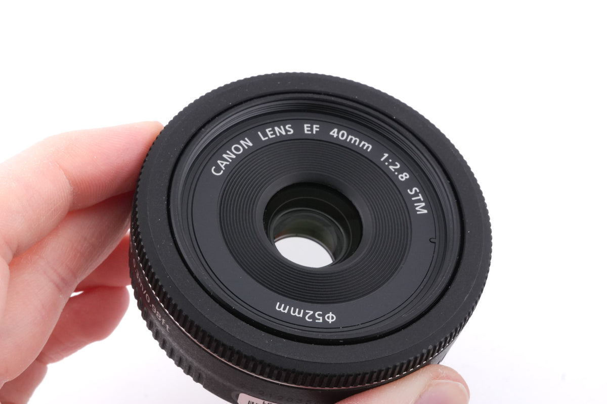 Canon 40mm f2.8 STM