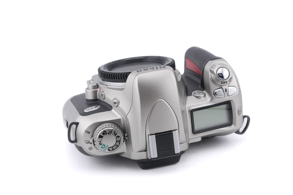 Nikon F75