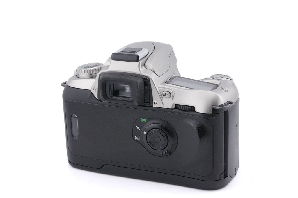 Nikon F75