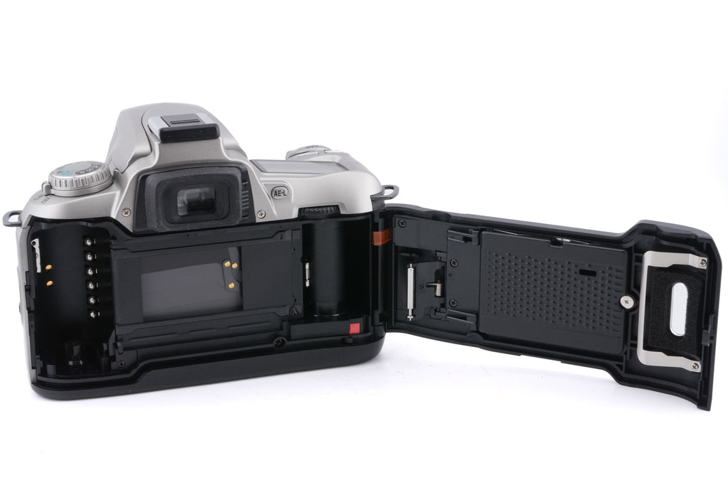 Nikon F75