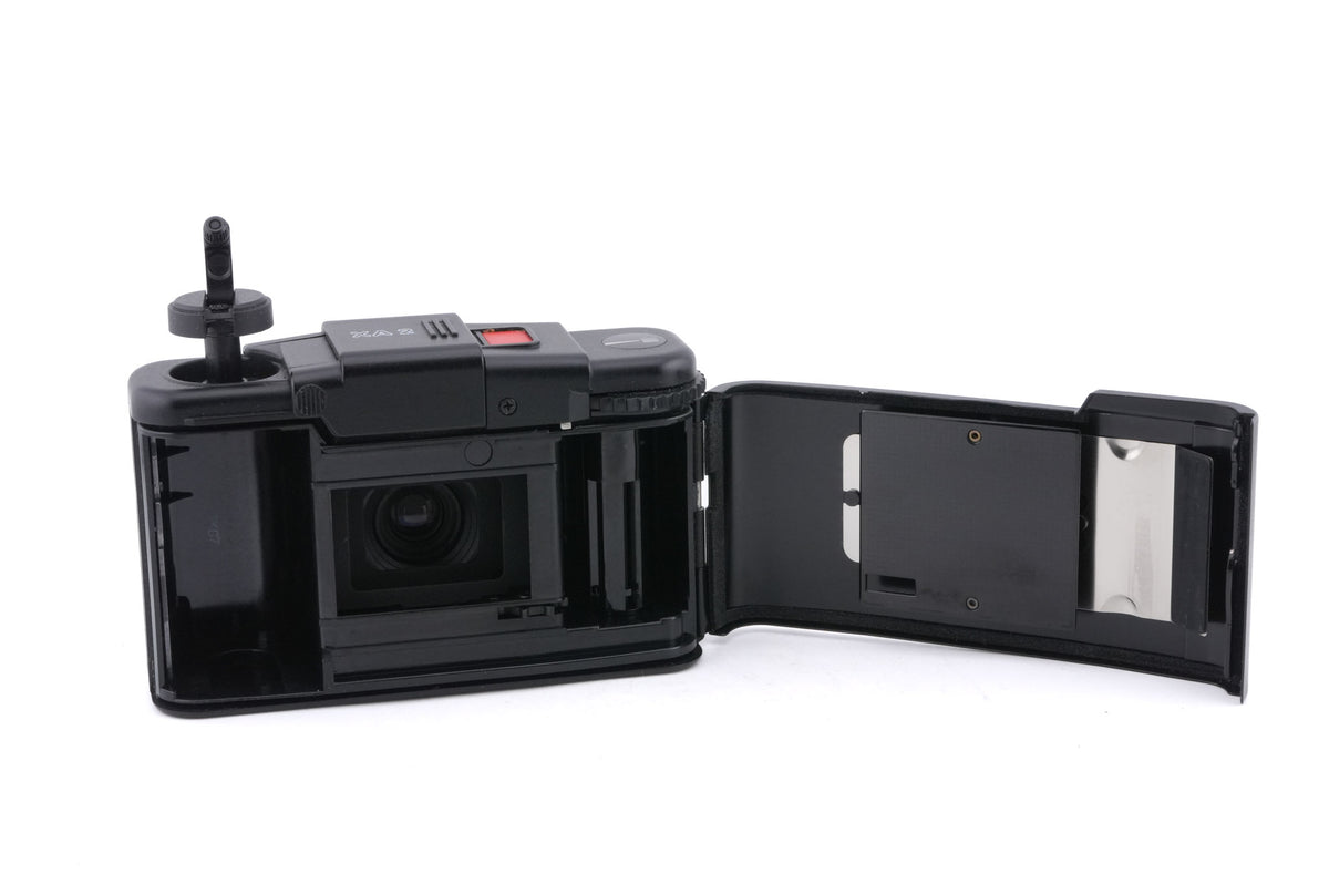 Olympus XA2 (Black)
