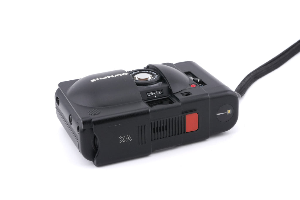 Olympus XA