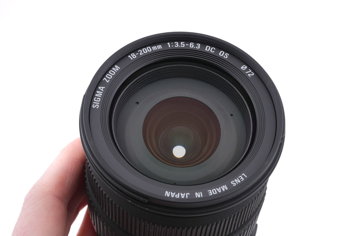 Sigma 18-200mm f3.5-6.3 DC OS