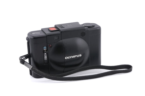 Olympus XA