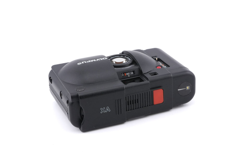 Olympus XA