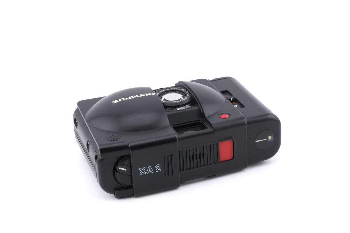 Olympus XA2 (Black)