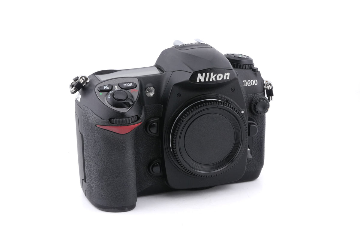 Nikon D200