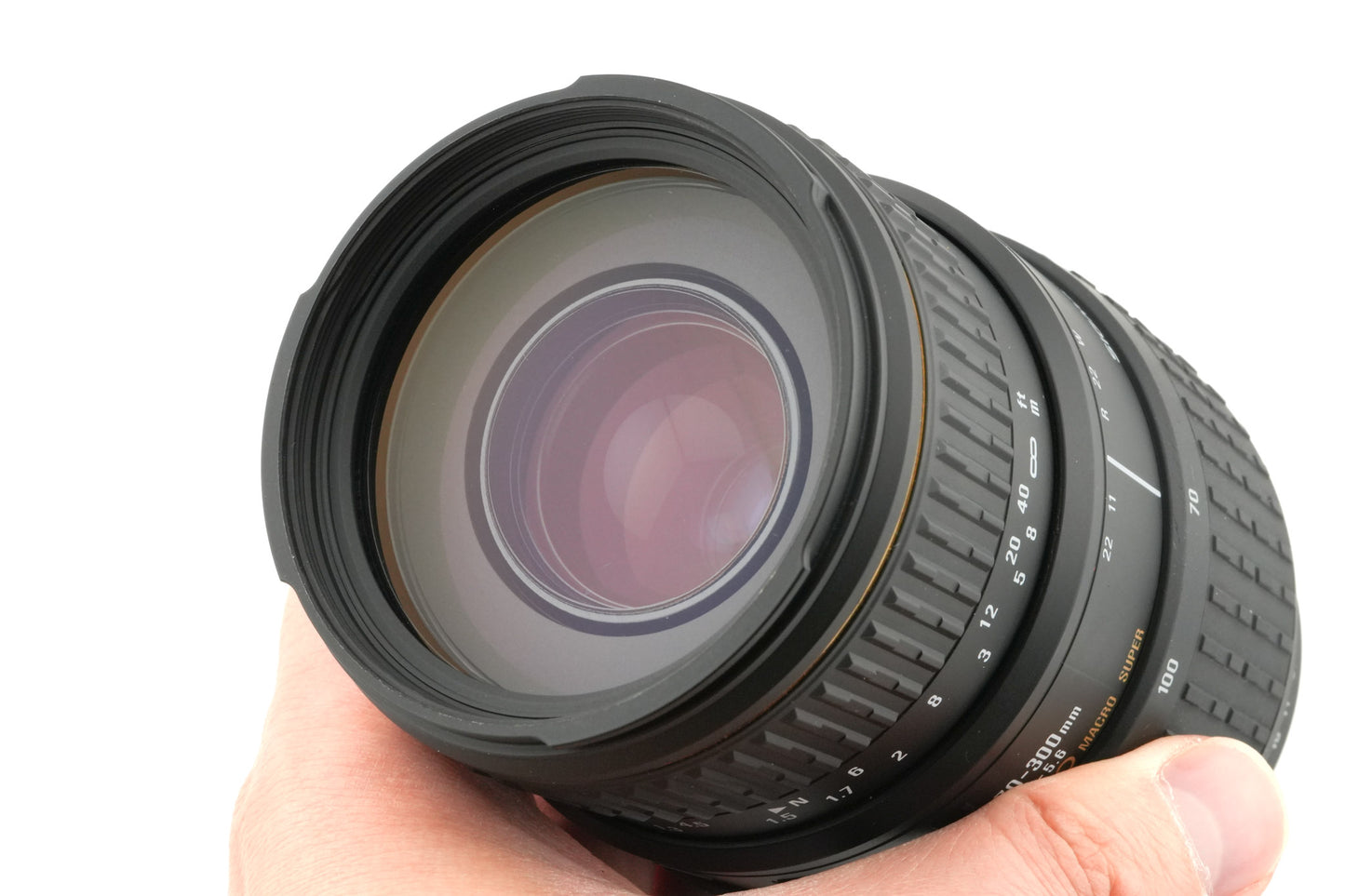 Sigma 70-300mm f4-5.6 APO Macro Super