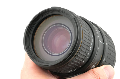 Sigma 70-300mm f4-5.6 APO Macro Super