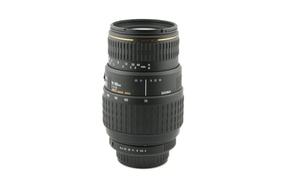 Sigma 70-300mm f4-5.6 APO Macro Super