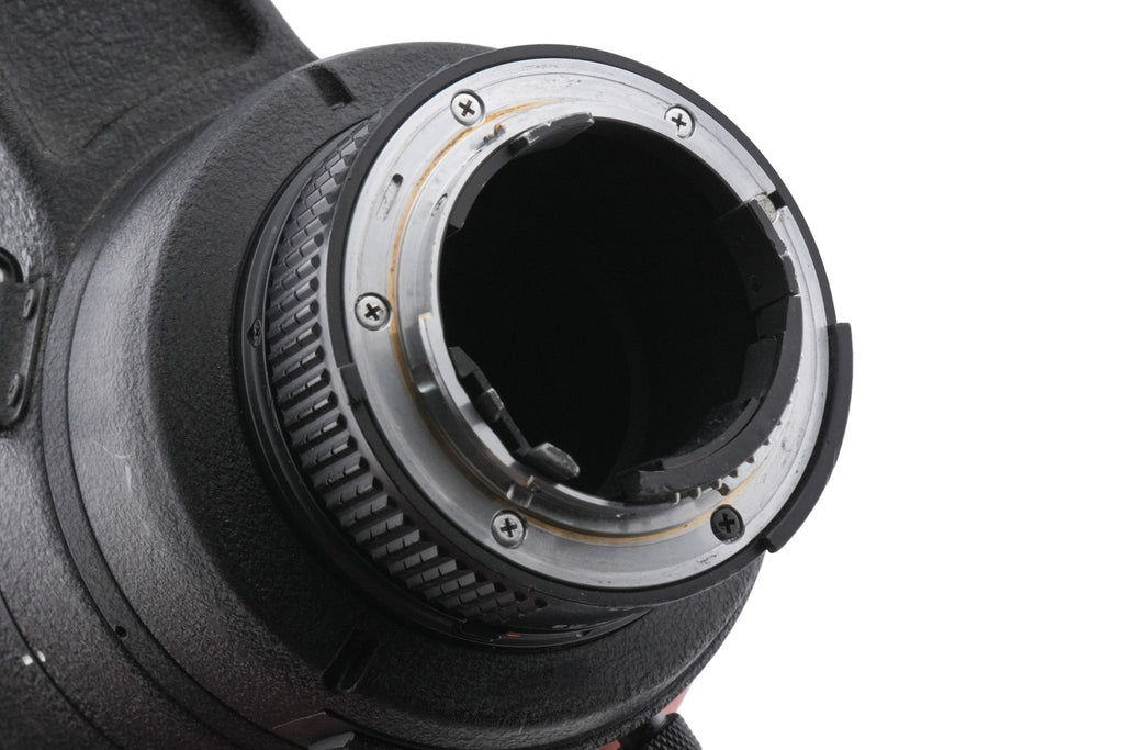 Nikon 300mm f2.8 AF-S Nikkor D ED SWM