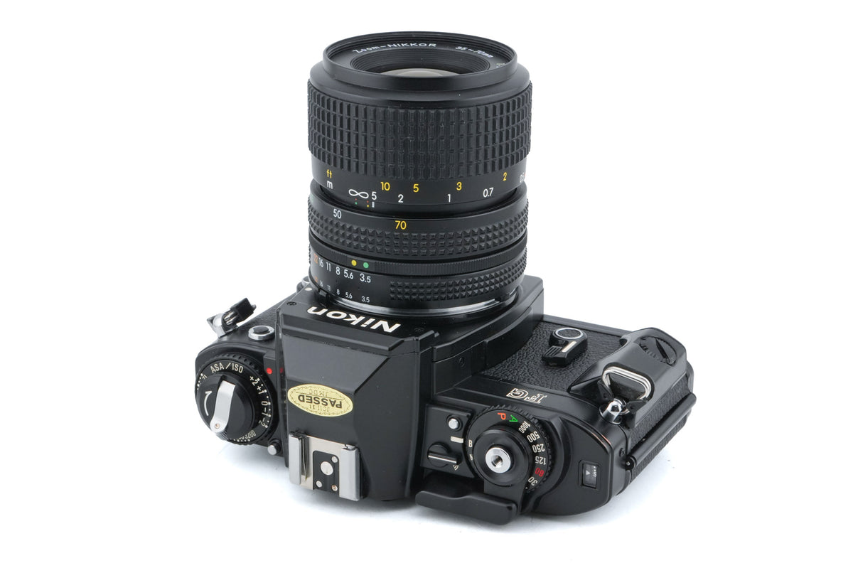 Nikon FG + 35-70mm f3.5-4.8 Zoom-Nikkor