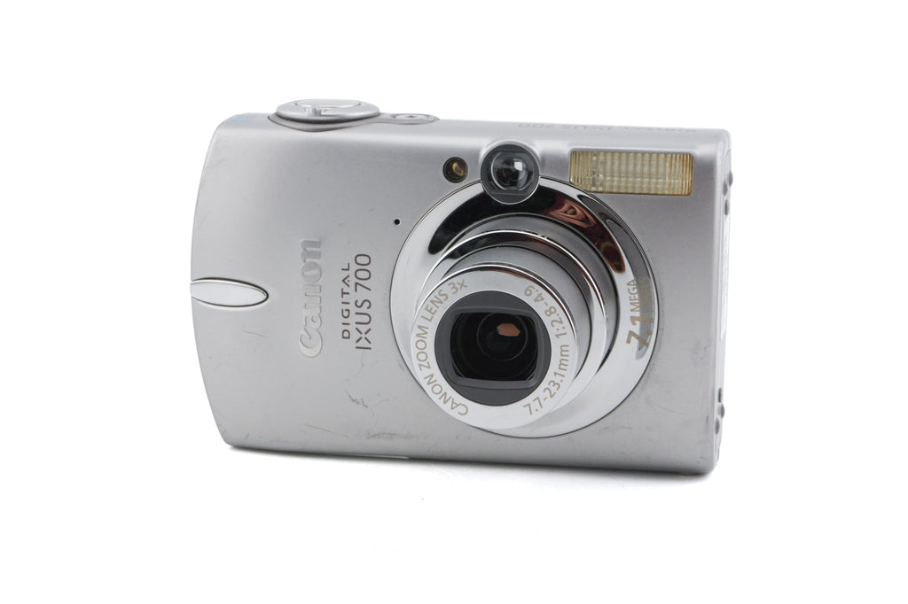 Canon IXUS 700