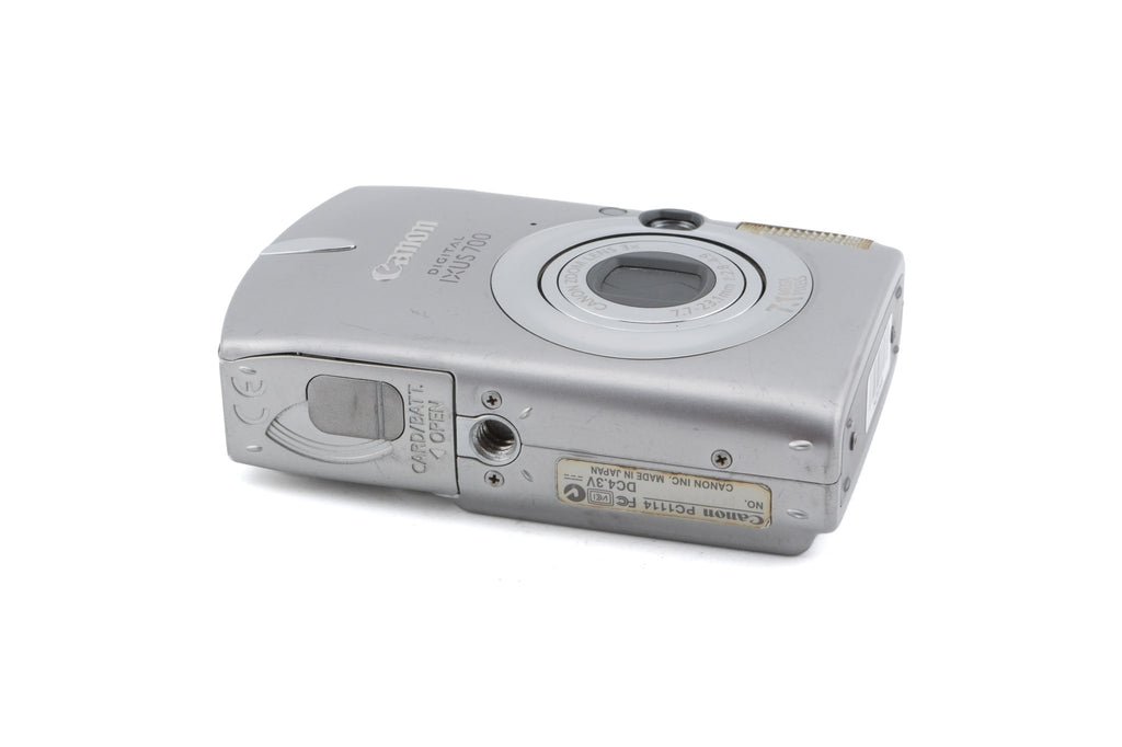 Canon IXUS 700
