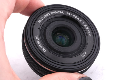 Olympus 14-42mm f3.5-5.6 M.Zuiko Digital EZ ED MSC