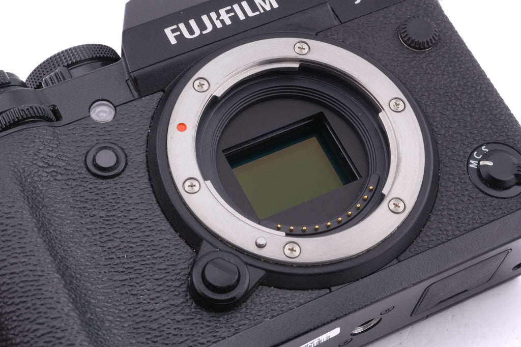 Fujifilm X-T3 + EF-X8 Flash