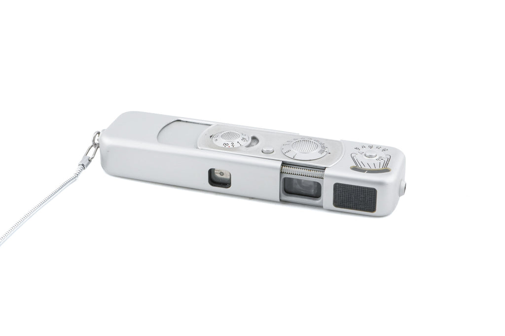 Minox B