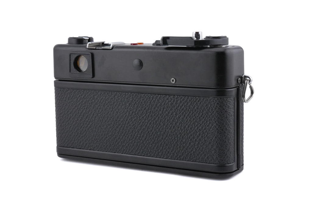 Yashica MG-1