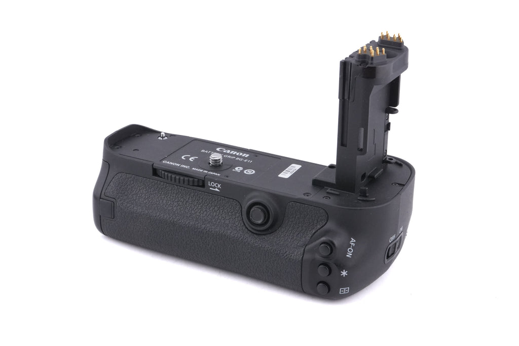 Canon BG-E11 Battery Grip + BGM-E11L Battery Magazine + BGM-E11A Battery Magazine