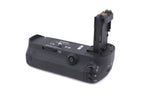 Canon BG-E11 Battery Grip + BGM-E11L Battery Magazine + BGM-E11A Battery Magazine