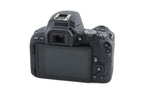Canon EOS 200D