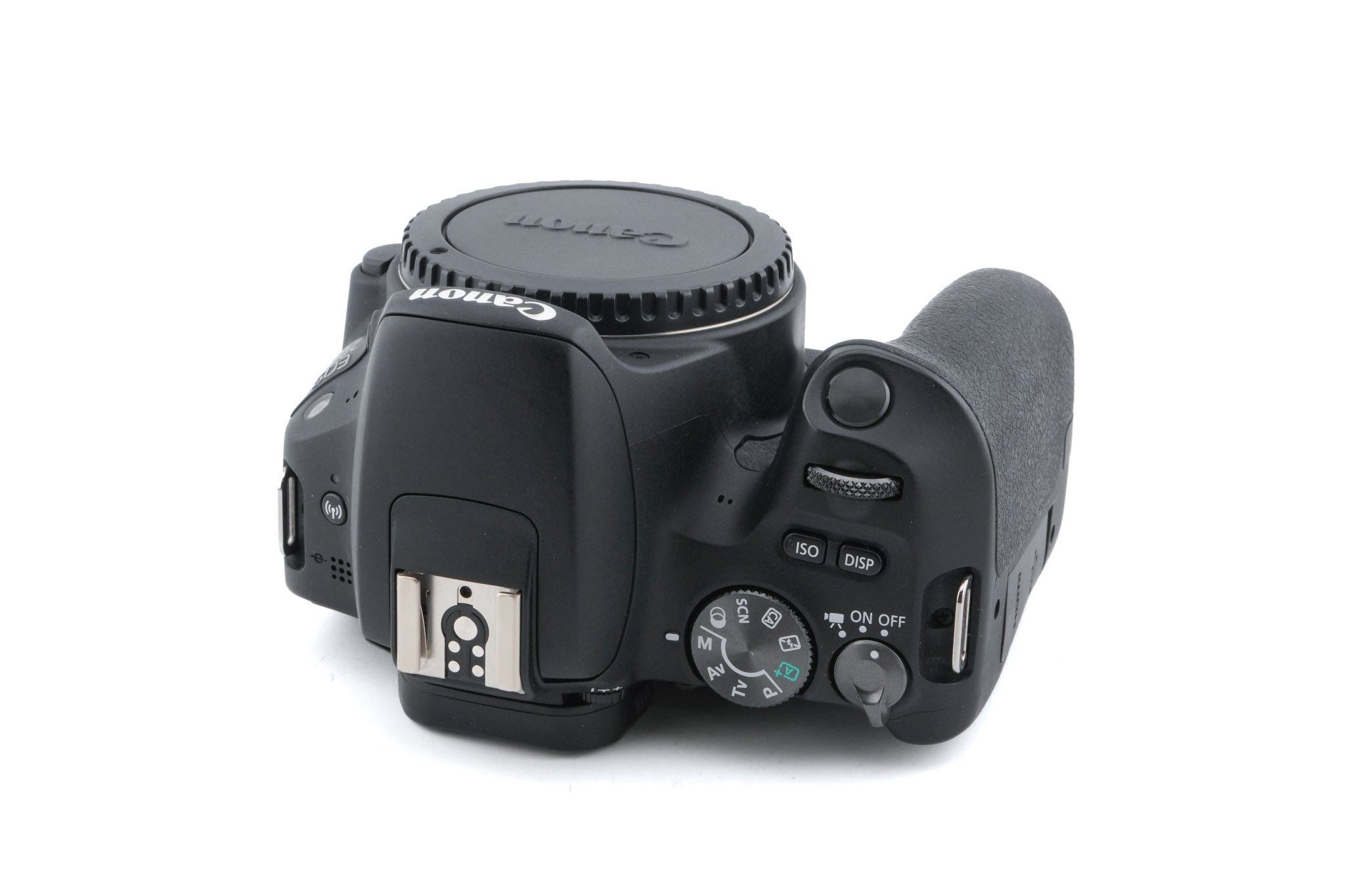 Canon EOS 200D