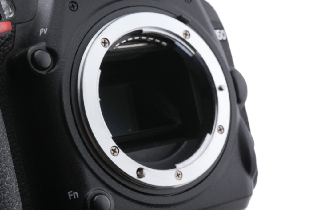 Nikon D750