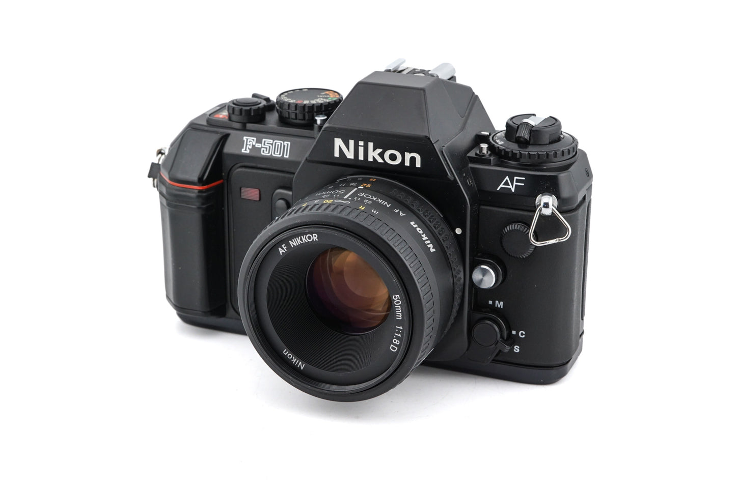 Nikon F-501 - Camera