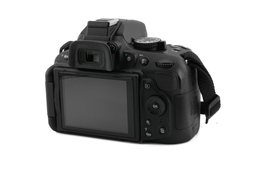 Nikon D5200