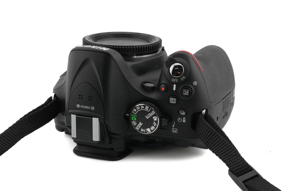Nikon D5200