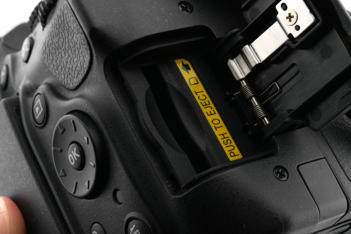 Nikon D5200