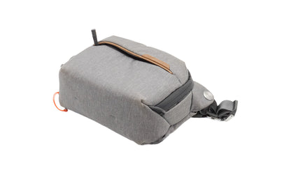 Peak Design Everyday Sling 3L V2