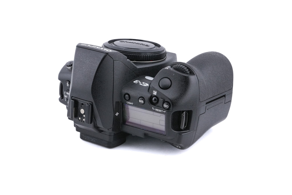 Olympus E-3