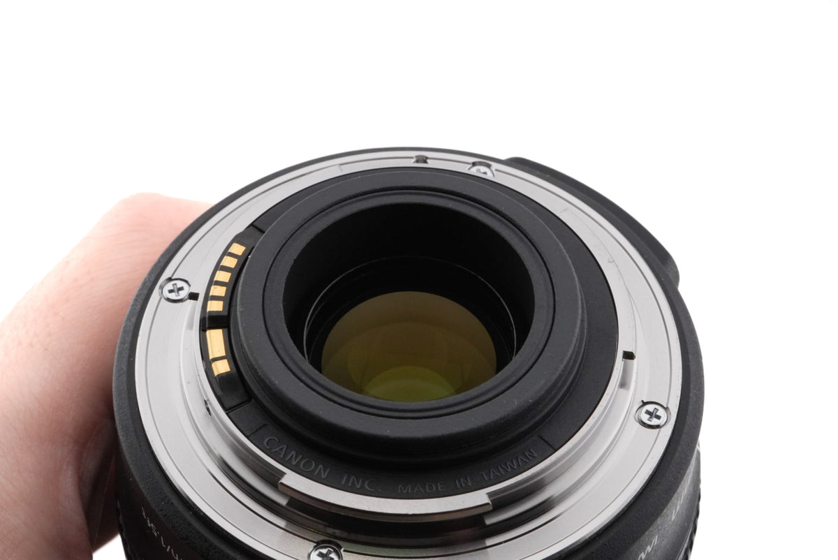 Canon 18-135mm f3.5-5.6 IS