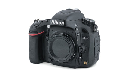 Nikon D600
