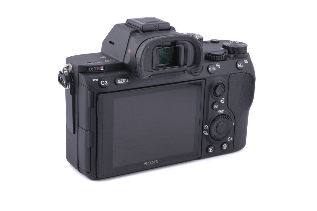 Sony A7R III