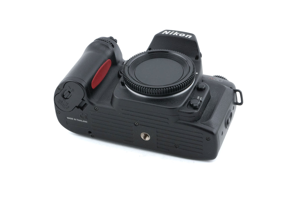 Nikon N80