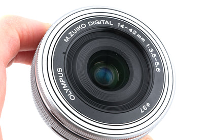 Olympus 14-42mm f3.5-5.6 M.Zuiko Digital EZ ED MSC