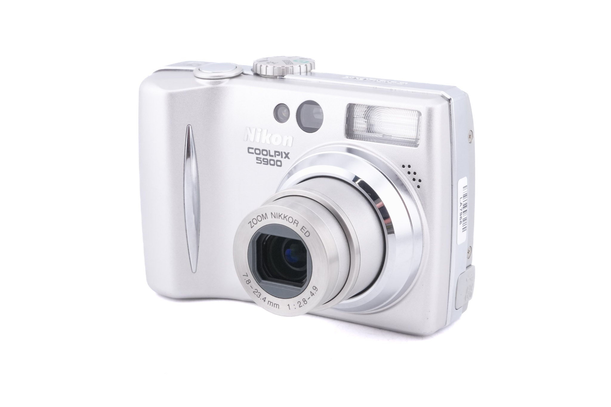 Nikon Coolpix 5900