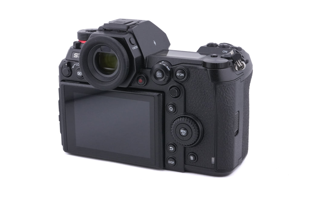 Panasonic Lumix DC-S1R