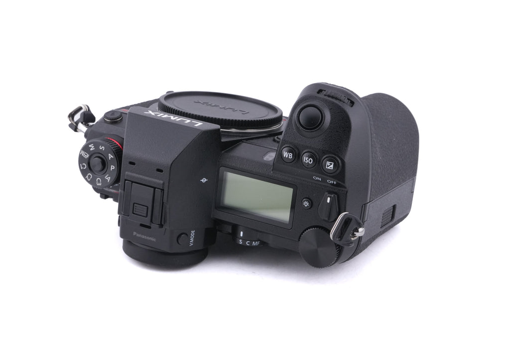 Panasonic Lumix DC-S1R